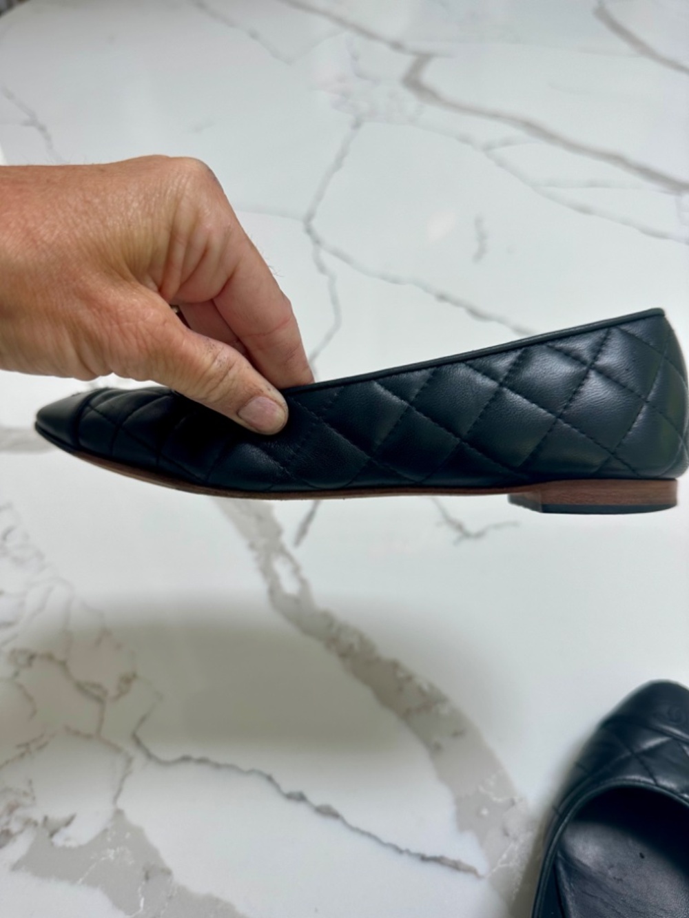 Chanel Vintage CC Cap Toe Calfskin Black Quilted Flats Sz 36 - Picture 7 of 7